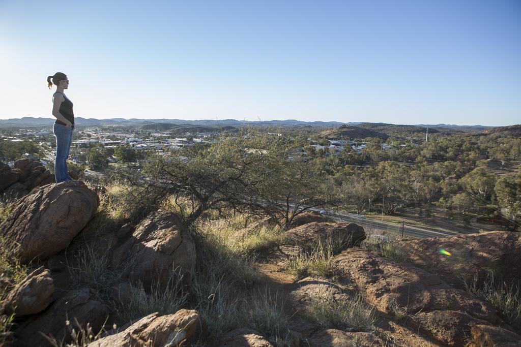 Mercure Alice Springs Resort Exteriör bild